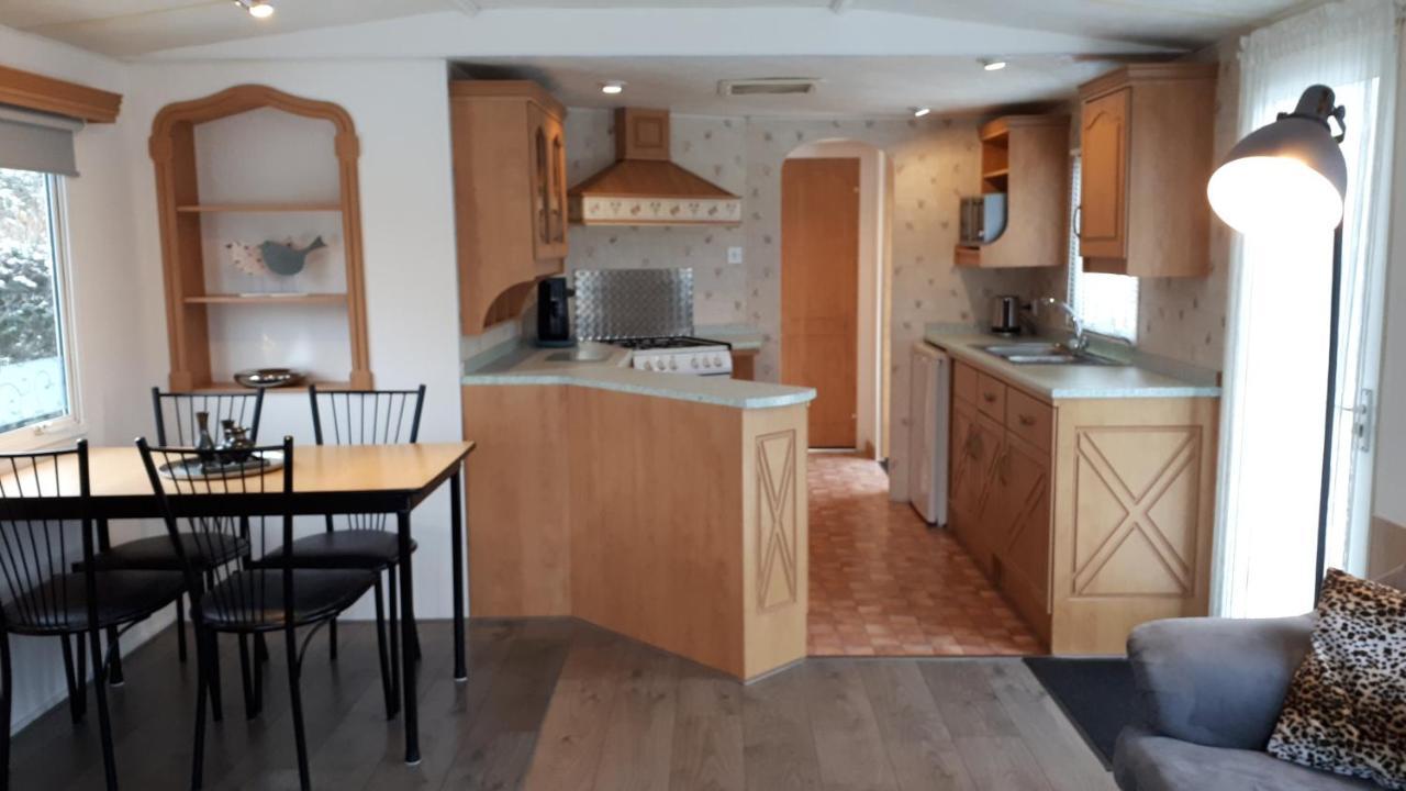Comfortabel 4-Persoons Chalet Paasloo 外观 照片